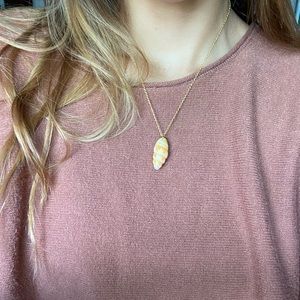 Shell necklace